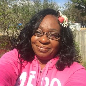 Meet your Posher, Renee